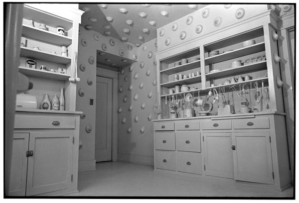 Robin Weltsch, Susan Frazier and Vicky Hodgett, <em>Nurturant Kitchen at Womanhouse,</em> 1972. Courtesy of the California Institute of the Arts Archive. Robin Weltsch, Susan Frazier and Vicky Hodgett, <em>Nurturant Kitchen at Womanhouse,</em> 1972. Courtesy of the California Institute of the Arts Archive.